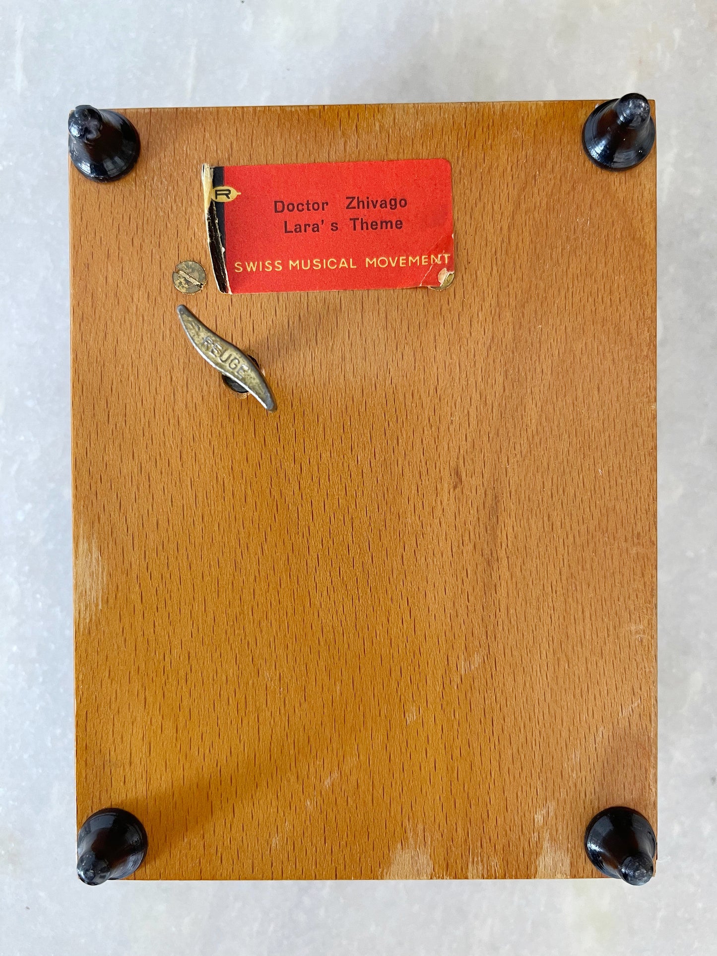 Vintage Reuge Walnut Music Box - Inlaid Birds & Floral - Swiss